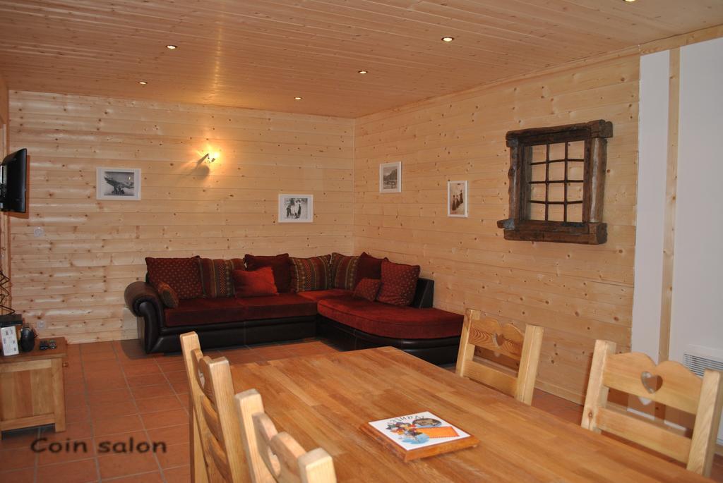 La Joubarde Apartment ล็องส์เลอวิลลาร์ ภายนอก รูปภาพ